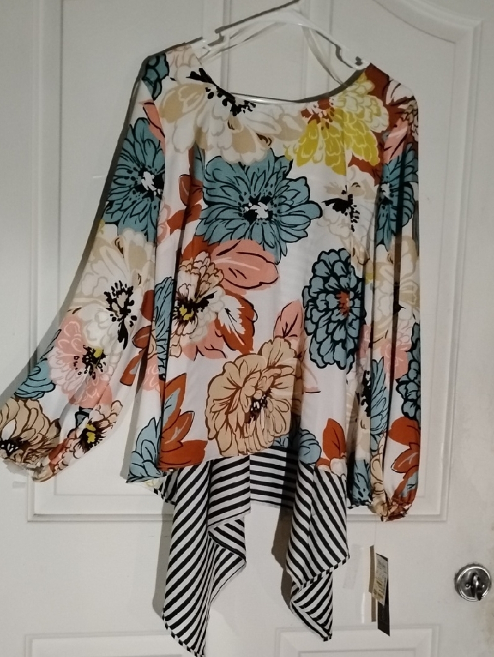 Flowy Long Sleeve Colorful Top L